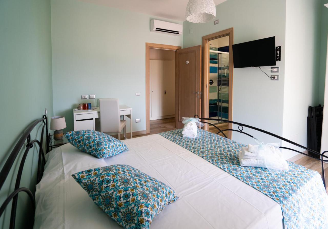 ---5 Minutes From The Sea ---Panorama And A-C Bed and Breakfast Vietri Eksteriør billede